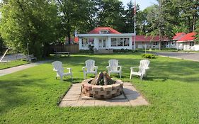 Balm Beach Resort And Motel